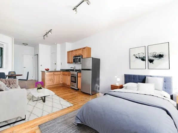 242 Mulberry Street image 1 of 5