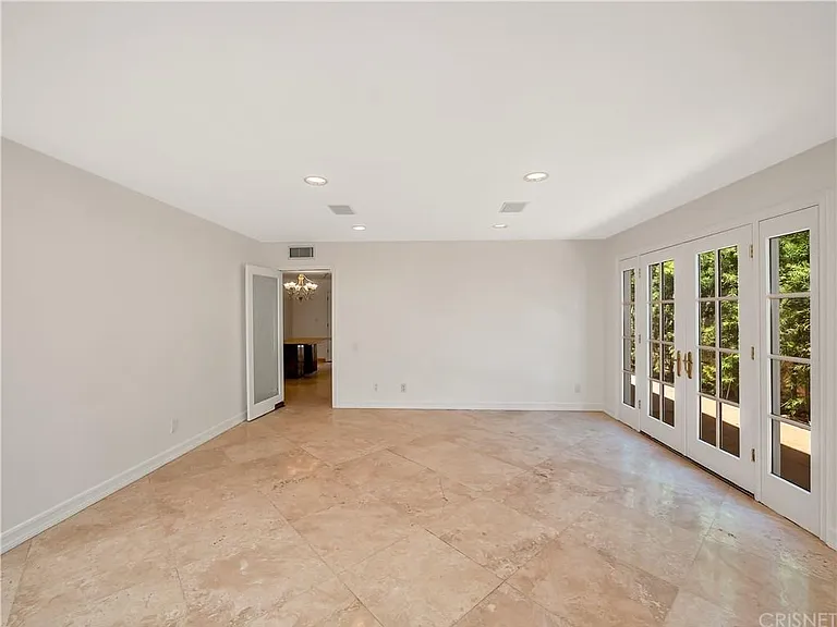 16545 Park Lane Cir — Photo 11