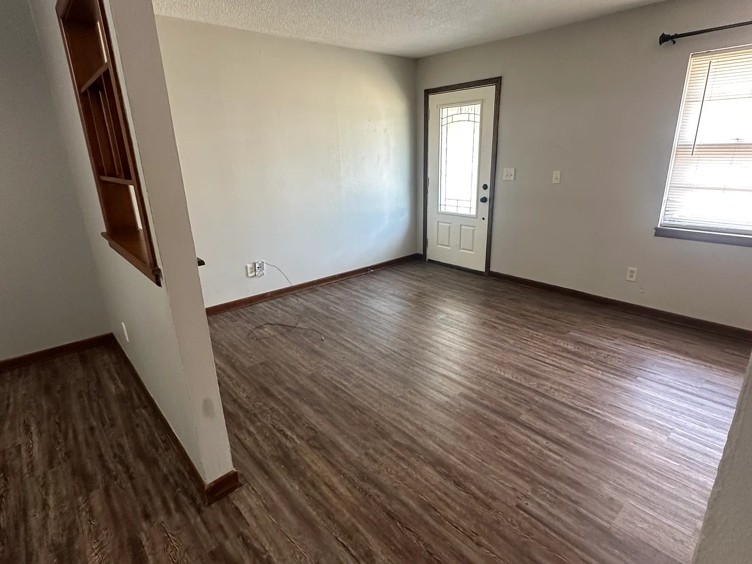 3 bed, 1.5 bath, 1120 sqft, $1,100 — Photo 4