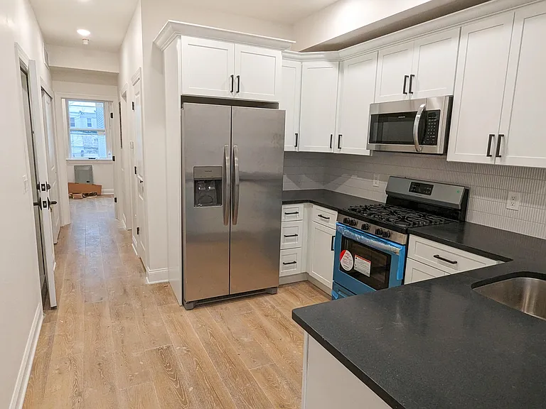 1921 N 4th St #2 — Photo 7