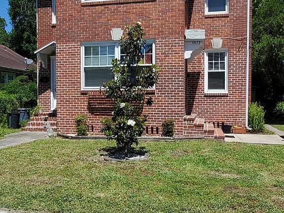 3rd image of 2655 Dellwood Ave #2