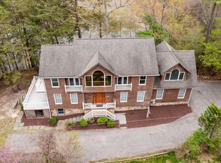 322 Piney Point Rd, Pasadena, MD 21122