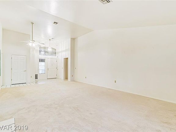 5th image of 8621 Glenmount Dr