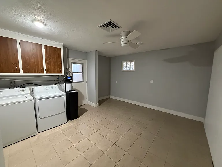 10510 W Willowcreek Cir — Photo 7