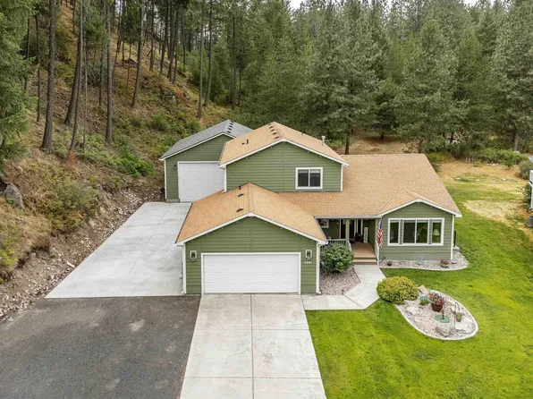 5981 Blackstone Way, Nine Mile Falls, WA 99026