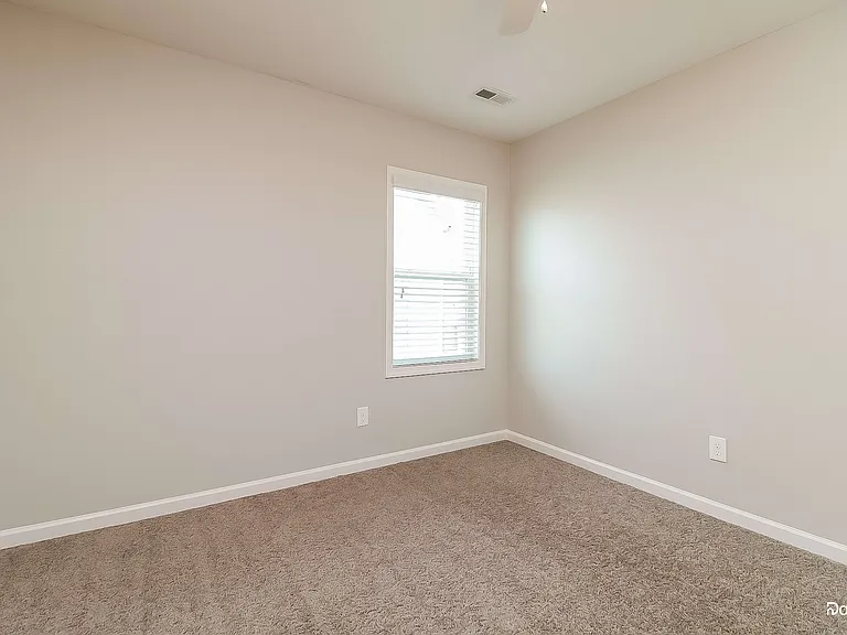 317 Lanier Pl — Photo 11