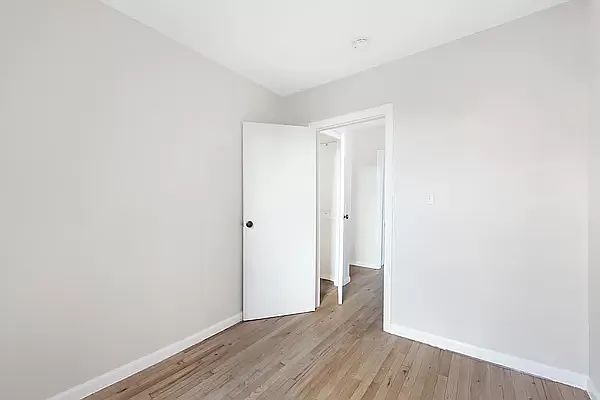 Rented by Friedman Mayer, LREB | media 15