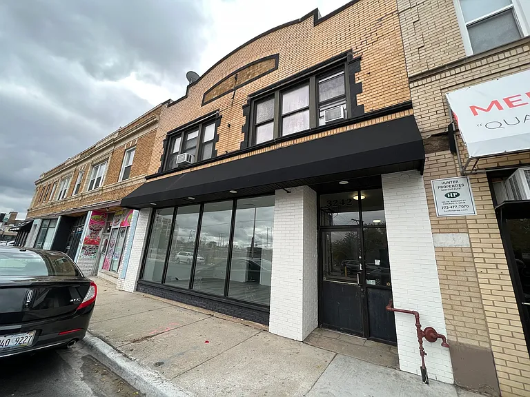 3242 N Pulaski Rd #3 — Photo 1