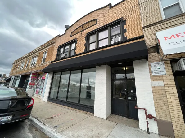 3242 N Pulaski Rd #3, Chicago, IL 60641