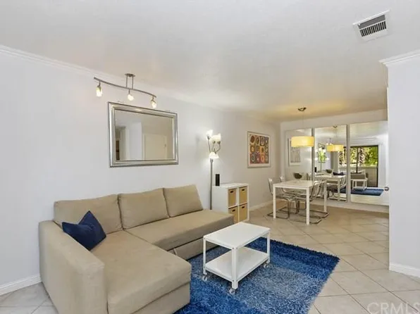 675 N Los Felices Cir W #209, Palm Springs, CA 92262