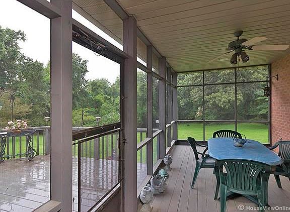 5th image of 2211 Stony Point