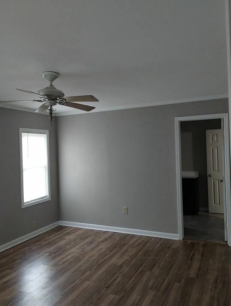 1 bed, 1.0 bath, $850 — Photo 2