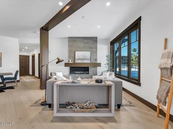 28 Beach Club Dr #403, Stateline, NV 89449