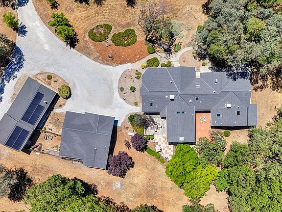 5th image of 4810 Robledo Dr