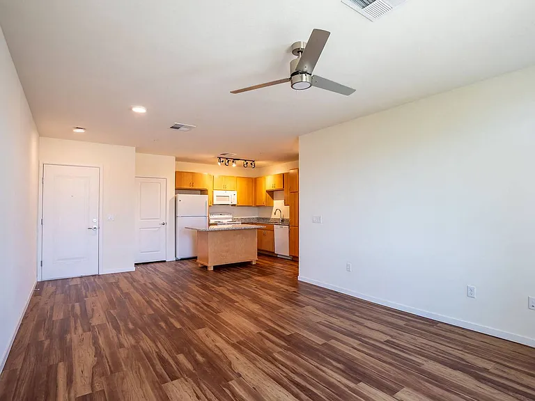 Vista Ridge Apartments — Photo 27