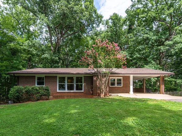1504 Lockewood Dr, Lynchburg, VA 24502