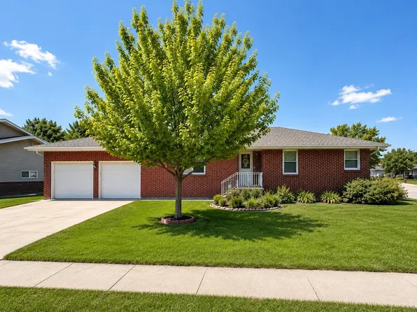 2153 37th Ave, Columbus, NE 68601