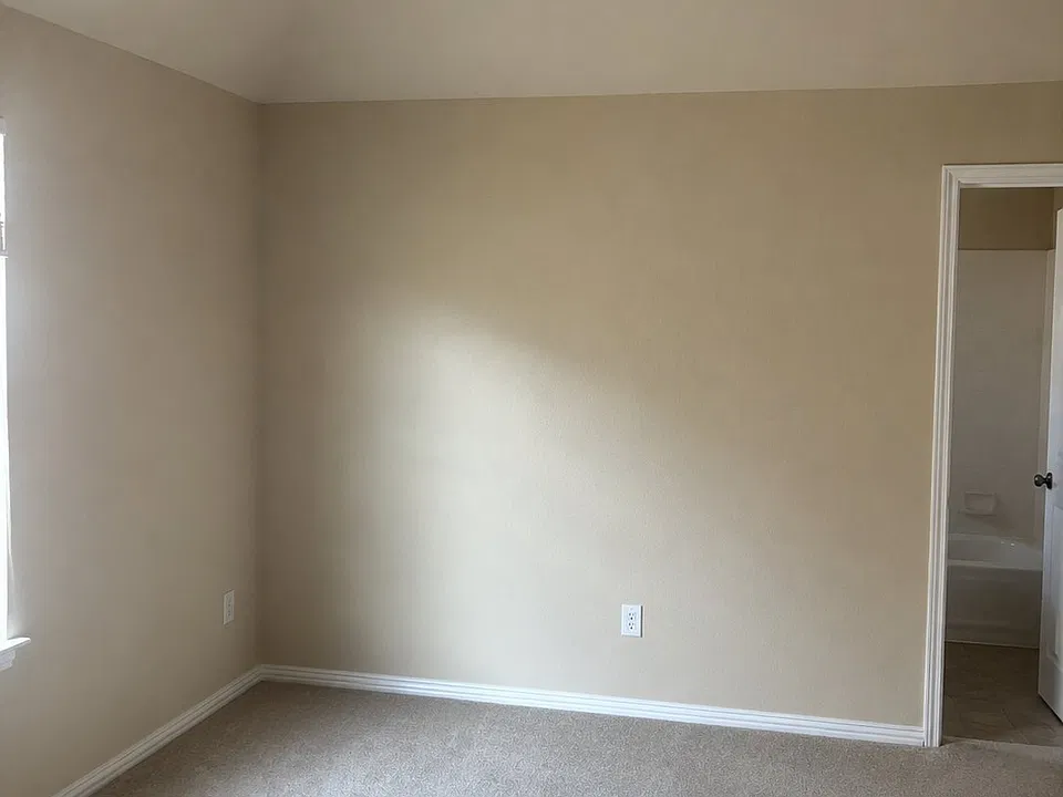 908 Hartman Dr