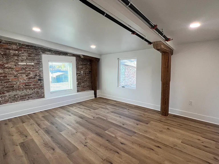 503 N Broad St #E — Photo 8