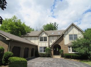 786 W Roanoke Ct, Palatine, IL 60067