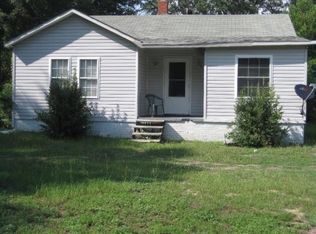 1002 McDonald Ave, Hamlet, NC 28345