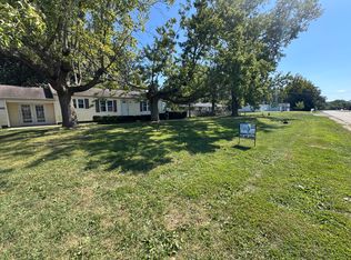 821 E Old Route 47, Monticello, IL 61856