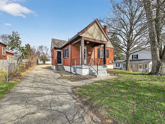 4th image of 3022 N Bend Rd