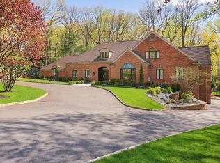 3 N Oaks Ct, Warren, NJ 07059