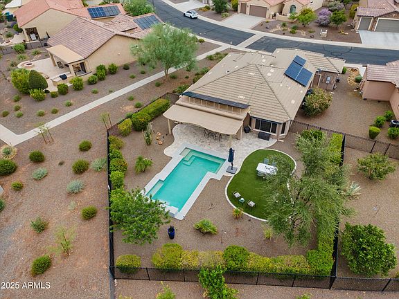 2nd image of 26268 W LOUISE Drive
