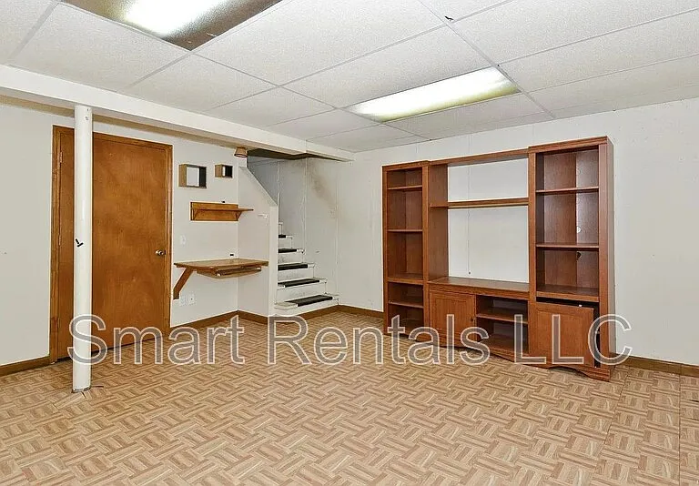 980 Manresa Ln — Photo 33