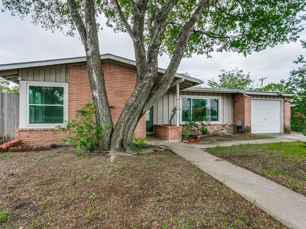 538 Lanark Dr