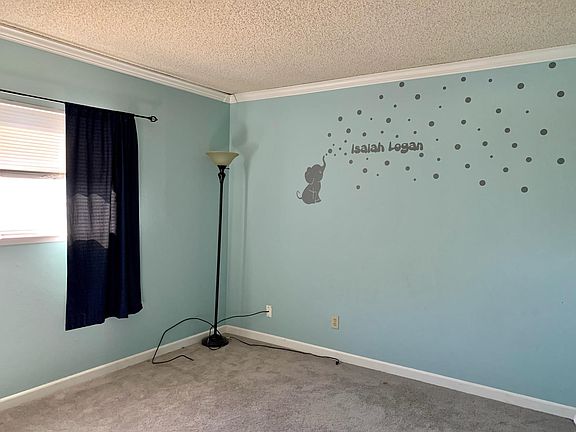 4th image of 2770 Georgia Dr