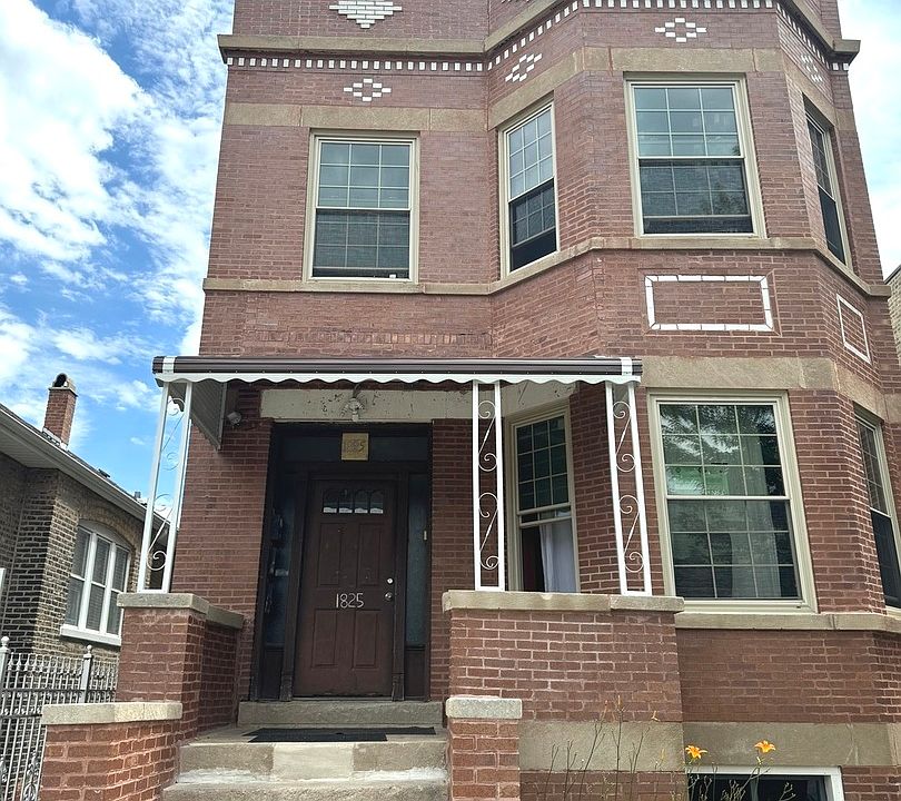 1st image of 1825 S Central Ave
