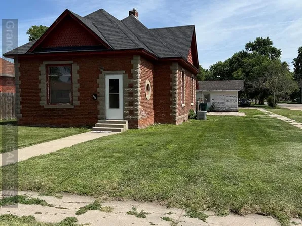 503 E 10th St, Grand Island, NE 68801