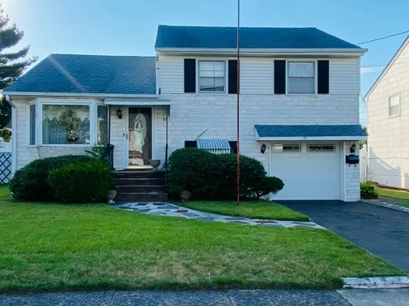 81 Plenge Dr, Belleville Twp., NJ 07109