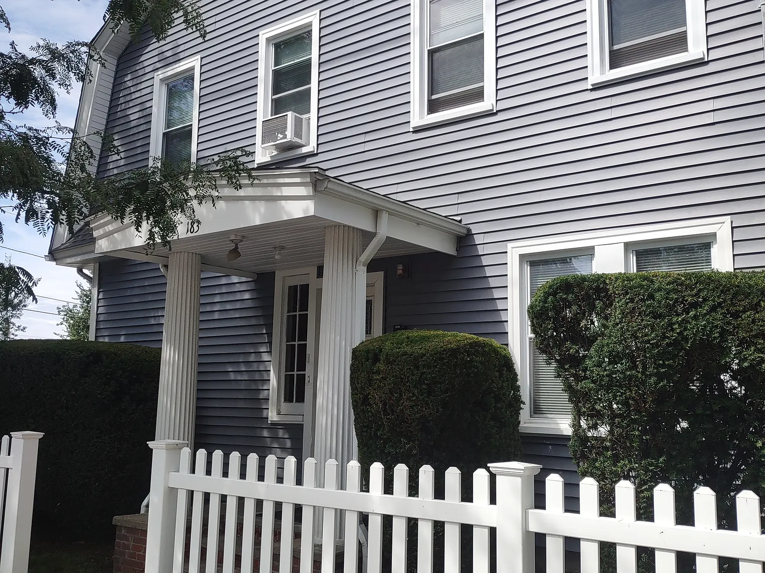 1 bed, 550 sqft, $1,300 — Photo 1