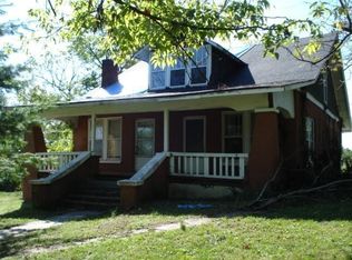 321 W 13th St, Columbia, TN 38401