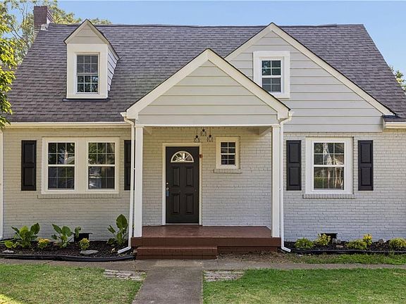 2nd image of 8815 Semmes Ave