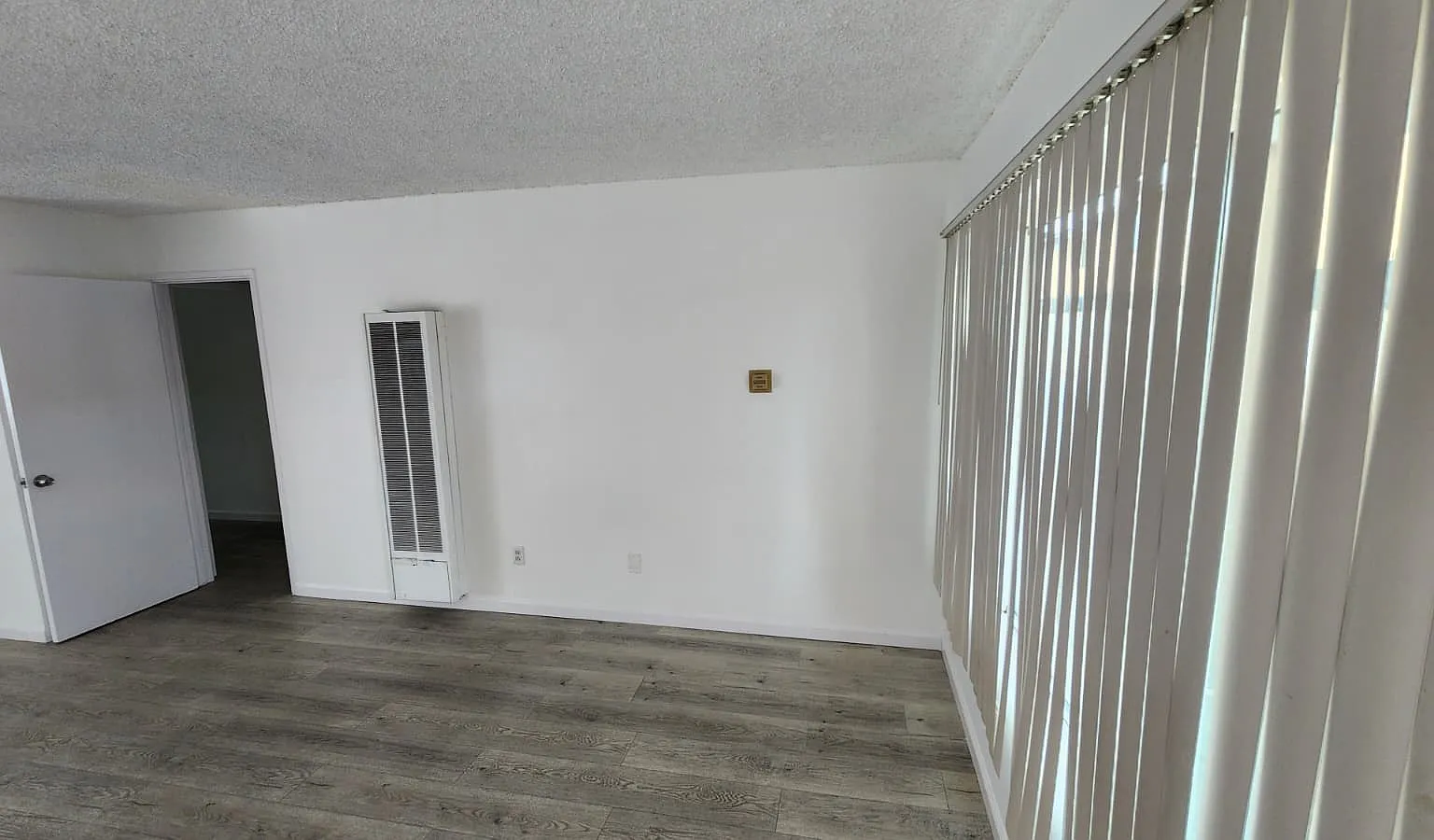 6034 Fry St — Photo 4