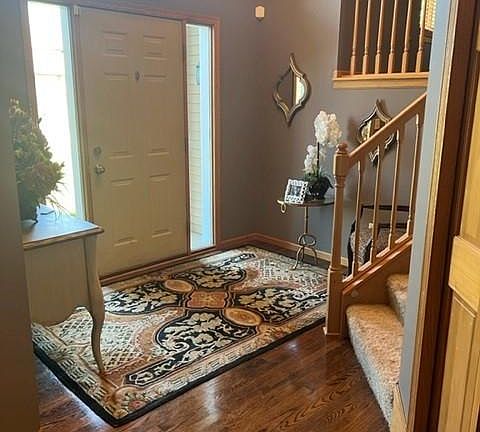 5th image of 10722 Regent Ct N