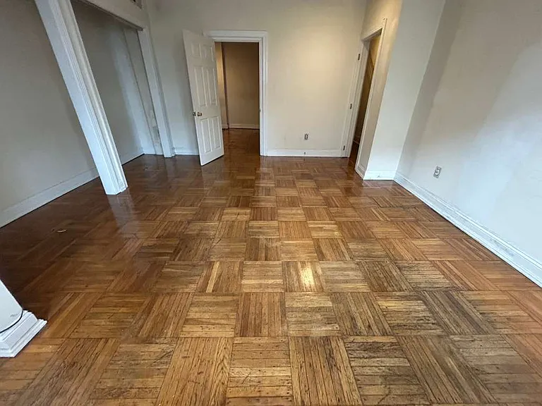 4163 Ridge Ave #1 — Photo 15