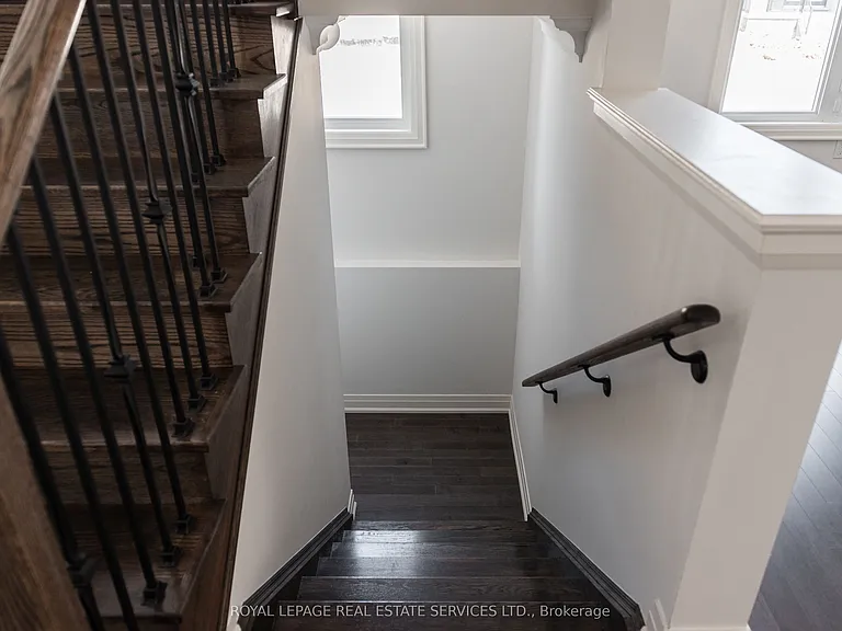 406 Humphrey St — Photo 16