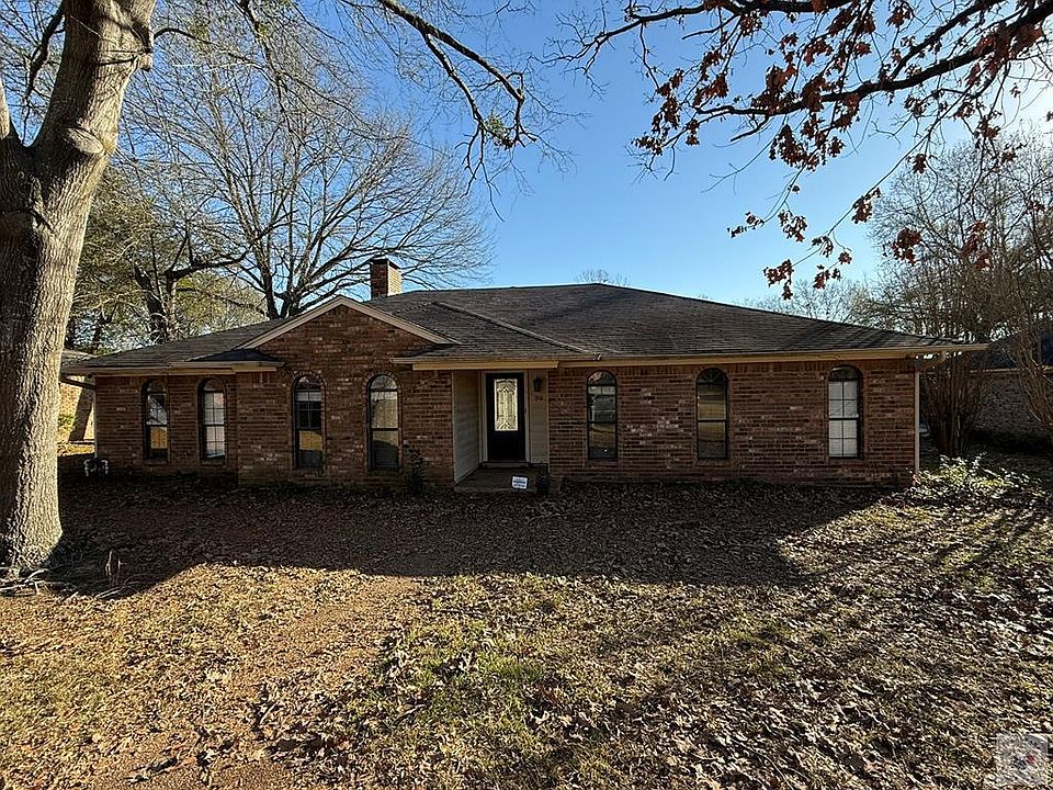 1st image of 38 Lanshire Dr