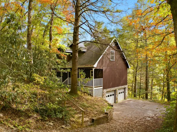 204 Stott Ln, Gatlinburg, TN 37738