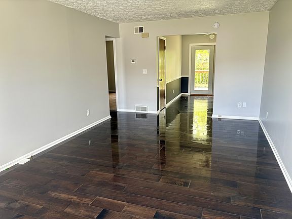 4th image of 151 W Smiley Ave APT C