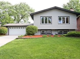 766 72nd St, Downers Grove, IL 60516