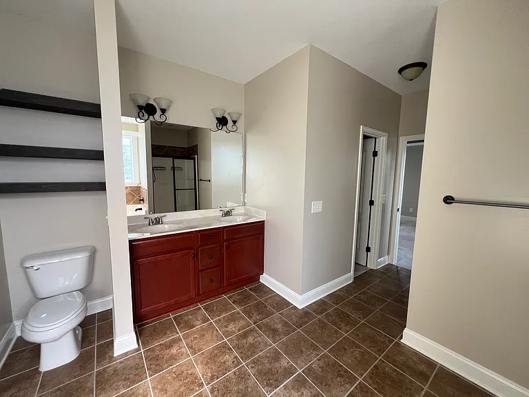 252 Wynngate Dr — Photo 22