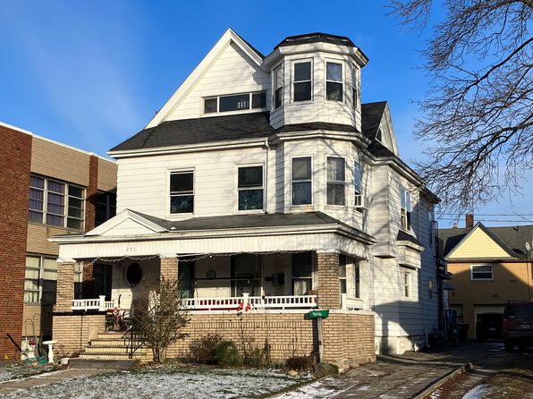 201 3rd St NW APT C