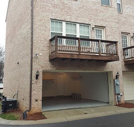 4th image of 227 N Irwin Ave