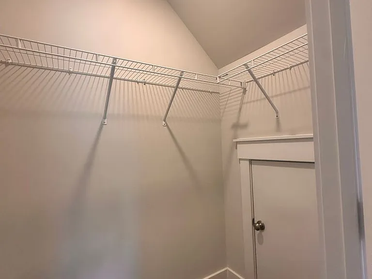 201 Thistleberry Dr — Photo 54